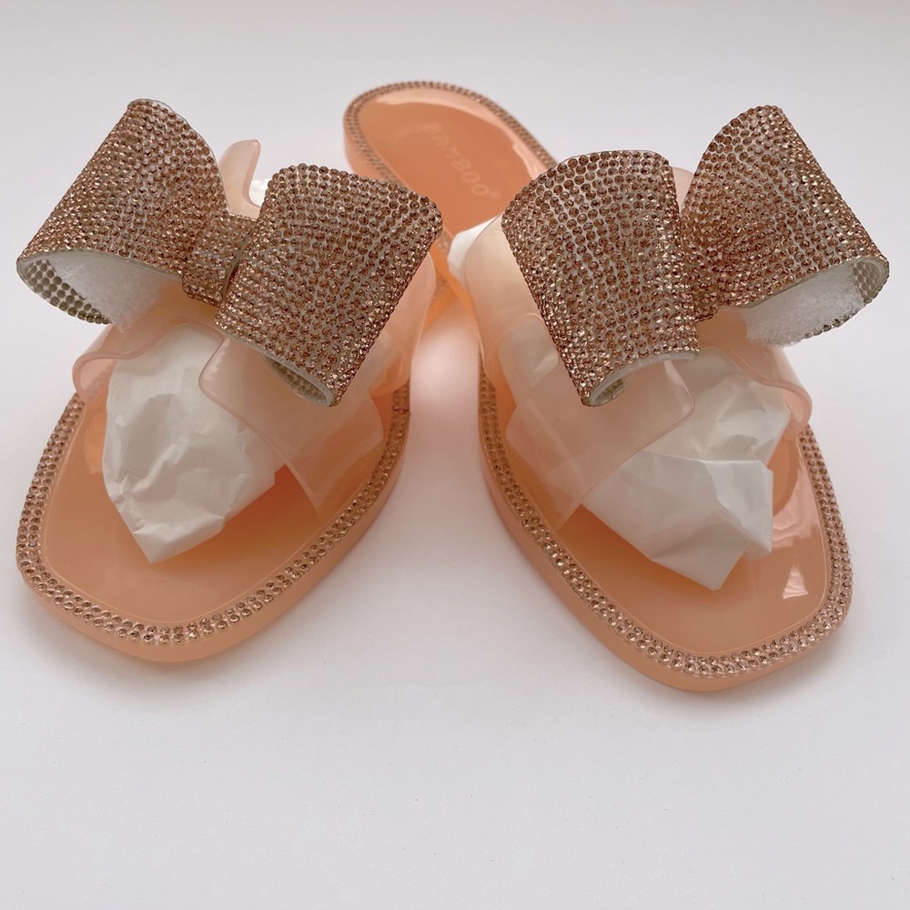 LAST ONE🚨Clear Rhinestone Bow Jelly Slide Sandals - Picture 3 of 8